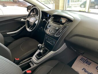 Ford FOCUS Facelift Benzín - 5