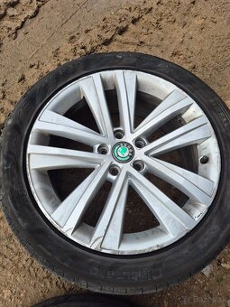 Predám elektróny 5x112r18 originál VW GROUP - 5