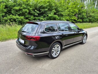 Volkswagen Passat B8 Variant 2.0 TDI Elegance 4Motion DSG - 5