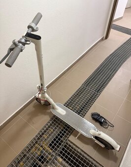 Elektrická kolobežka - Xiaomi Mi Electric Scooter 3 Lite - 5
