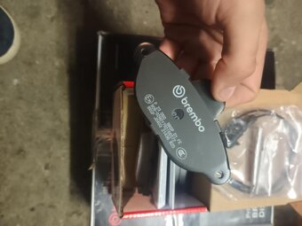 Brzdové kotúče+platničky Brembo - 5