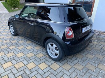 Mini Cooper One R56 1,6 72kW - 5