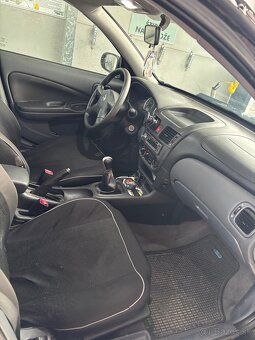 Nissan Almera - 5