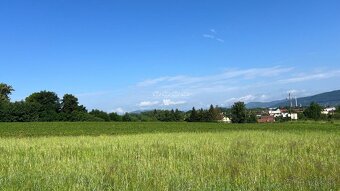 Rovinatý, stavebný pozemok s nádhernými výhľadmi /633m2/ Žil - 5