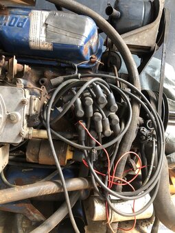 1968 - 70 Ford Mustang 302 ci motor s manualnou prevodovkou - 5