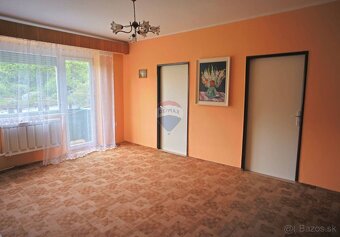 REZERVOVANÝ 3 izbový byt na predaj v tichom prostredí Banske - 5