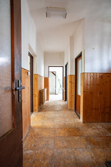 3-generačný rodinný dom s obrovským potenciálom - Košice-Krá - 5