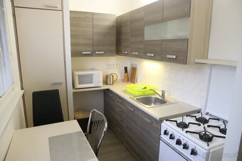 Prenájom 2 izbového bytu - 5