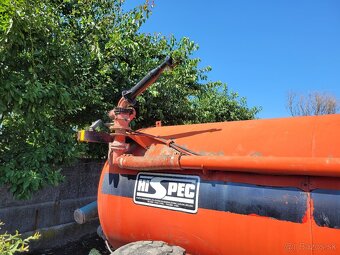 Cisterna na hnoj a polievanie - 5