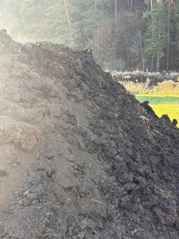 PREDÁM HNOJ- KRAVSKÝ HNOJ - 5