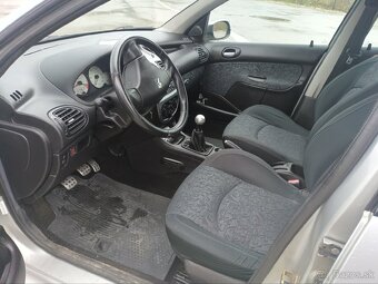 Peugeot 206SW - 5
