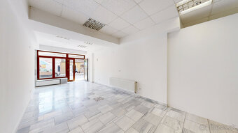 Obchodný priestor v centre Trnavy – ideálny pre vaše podnik - 5