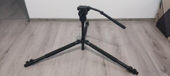Predam profesionalny fluidny video stativ - 5