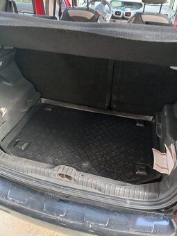 Predám Citroën C3 picasso - 5