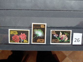 Poštové známky č.861 - 20 ks sérií SVET II. - fauna, flora - 5
