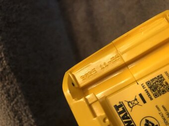 Nová AKU kotoučová pila DeWALT DCS565(bez bat. a nab.) - 5