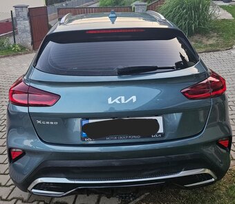 KIA XCEED 1,5 turbo benzin SILVER 3/2024 v záruke - 5