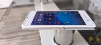 sony xperia e3 / aj postou - 5