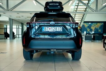 Toyota Yaris Cross 1.5 Hybrid Executive 4x4, Fabrická záruka - 5