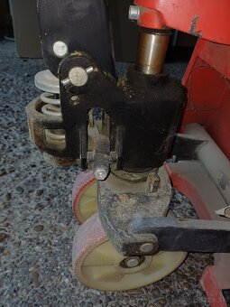 Ručný paletový vozík-krátky/900mm/ 2500kg - 5