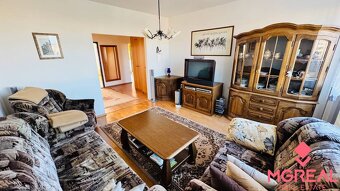 Na predaj 4 i byt s loggiou a výťahom 82 m2 v Prievidzi - 5