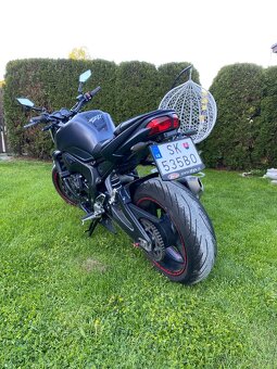 Yamaha fz1 - 5