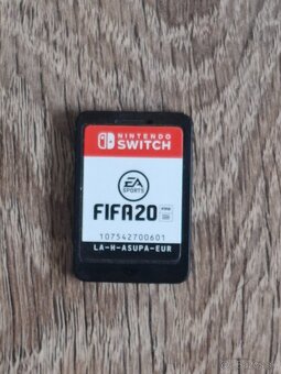 Hry na nintendo switch - 5