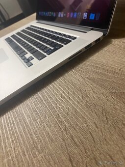 MacBook Pro 15inch 2014 / 16/256GB Silver TOP stav - 5