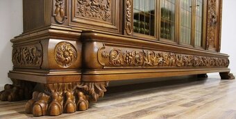 Starožitná neorenesanční knihovna na lvích tlapách - 5