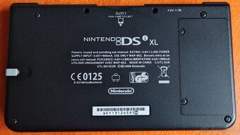 Nintendo DSi XL - 5