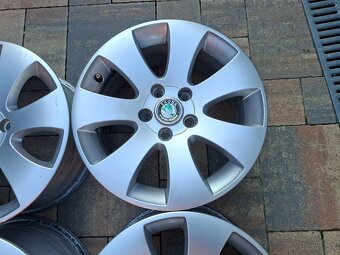 Predám org.hlinikové disky Skoda--R16 - 5