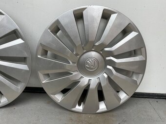 Puklice Škoda Tekton r16 - 5