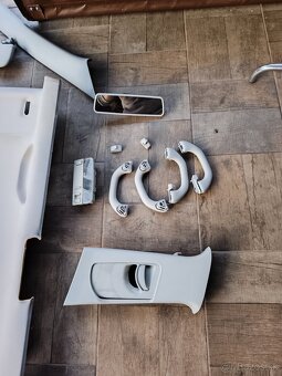 Skoda octavia 2 sedam,stropnica,interier - 5