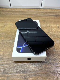 iPhone 16 PRO 256GB - 93% batéria - 5