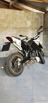 KTM Duke 690 - 5