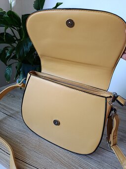 Predám kabelku Lara Bags - 5