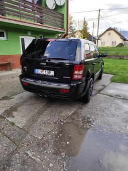 Jeep Grand Cherokee srt8 - 5