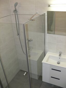Prenájom 3-i bytu v širšom centre Bratislavy - 5