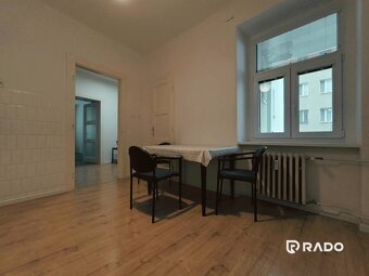 RentHub | Veľký 4i+2i byt | 132 ㎡ | Nezariadený | Staré mest - 5