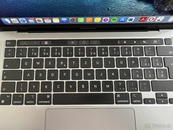 Apple MacBook Pro 13” (2020) - 5