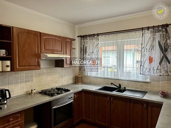 HALO reality - Predaj, rodinný dom Prievidza - EXKLUZÍVNE HA - 5