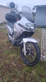 Honda transalp XL650v 2004 - 5