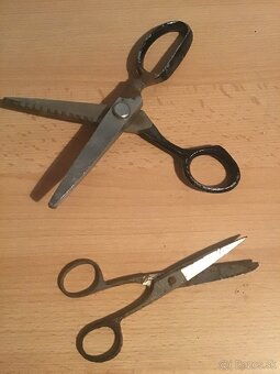 STARé HRDZAVé NOžNICE - 5