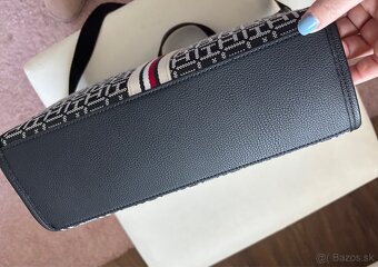 Tommy Hilfiger kabelka original - 5