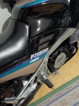 YAMAHA FJ 1200 - 5