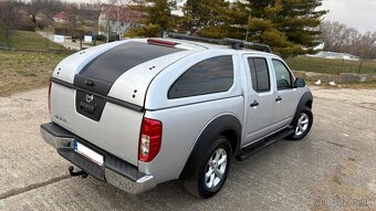 Nissan Navara 2.5 dCI MT6 4x4 Doublecab + Hardtop - 5