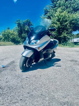 YAMAHA T-MAX 500i - 5