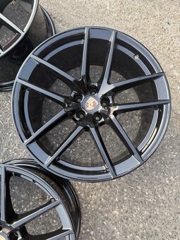 Original Porsche Macan 20” - 5