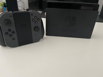 Nintendo Switch + 128GB karta + hry - 5