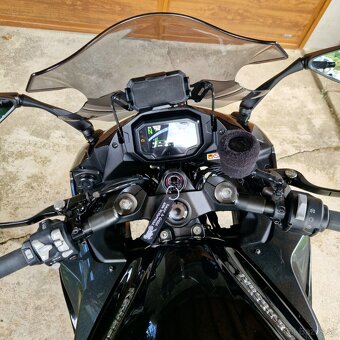 Kawasaki ninja 1000sx - 5